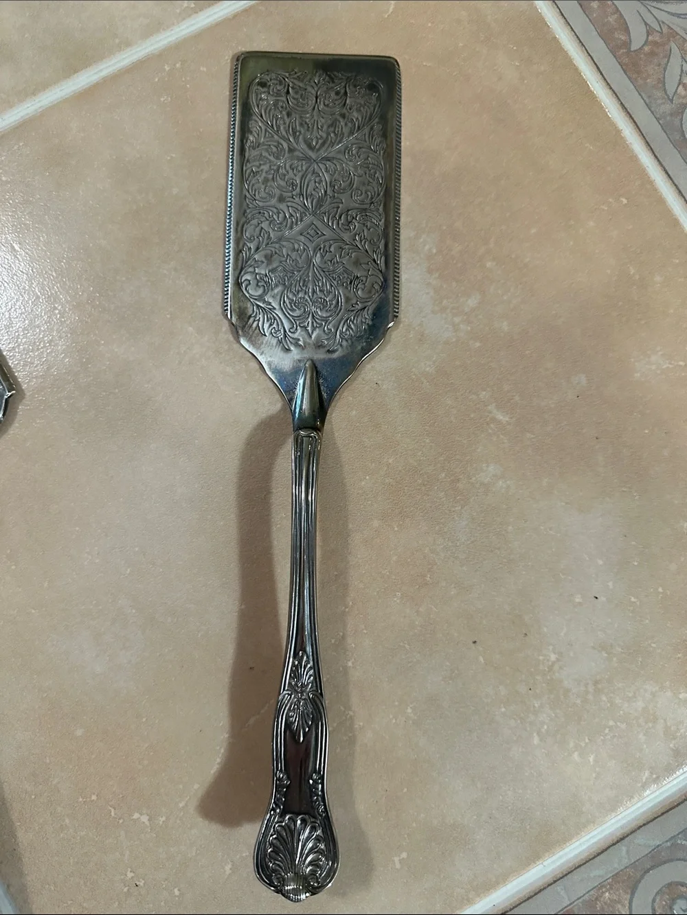 Vtg Set Of Heavy Cake & Pie Serving Utensils